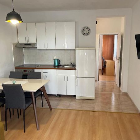 Apartment Dado Dugi Rat Exterior photo